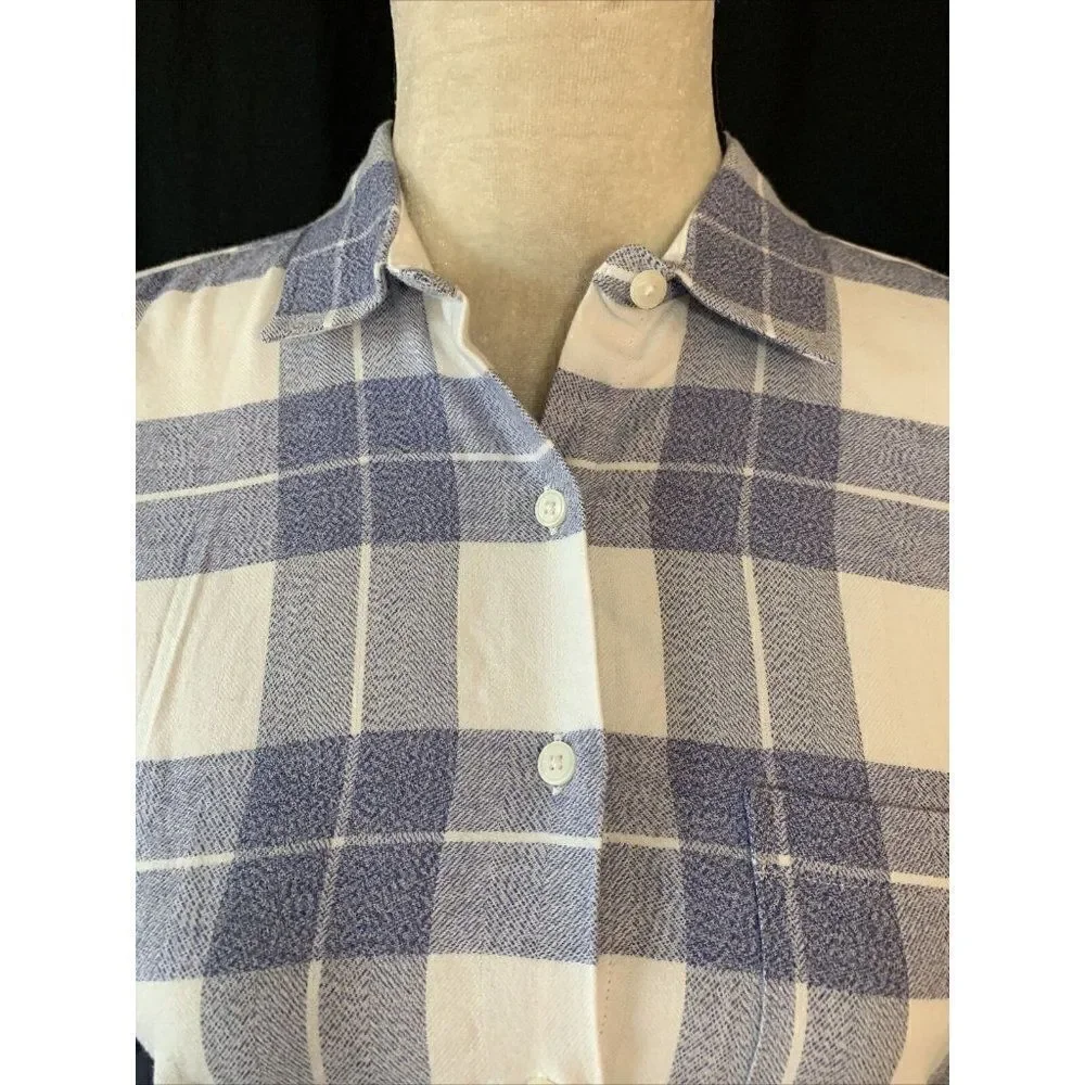 Untuckit Womens Blue White Plaid Long Sleeve Flannel Top Size 2
